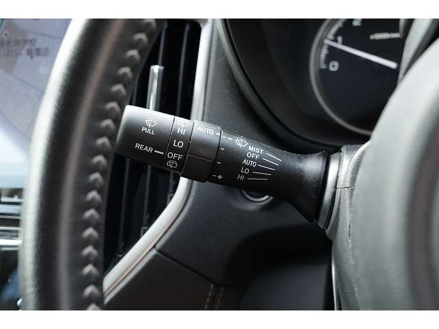 スバル フォレスター ２．５ ツーリング ４ＷＤ H30年 (関東) 99