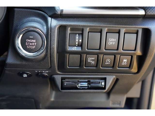 スバル フォレスター ２．５ ツーリング ４ＷＤ H30年 (関東) 99