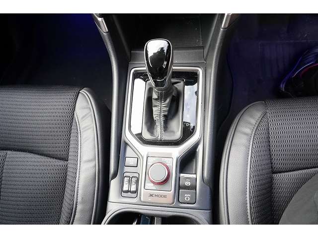 スバル フォレスター ２．５ ツーリング ４ＷＤ H30年 (関東) 99