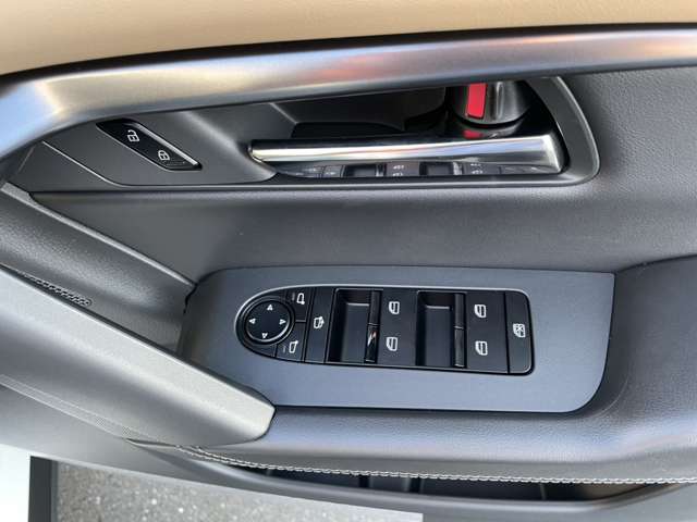 マツダ ＣＸ−５ ２．５ Ｌ R8年 (関東) 99