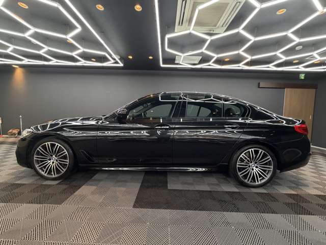 ＢＭＷ ５シリーズ ５２３ｉ　Ｍスポーツ H30年 (関東) 99