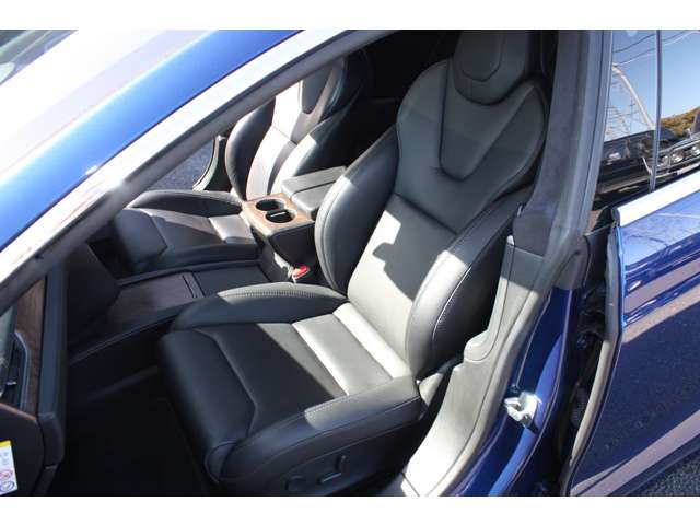 テスラ モデルＳ ＬＯＮＧ ＲＡＮＧＥ R2年 (関東) 99