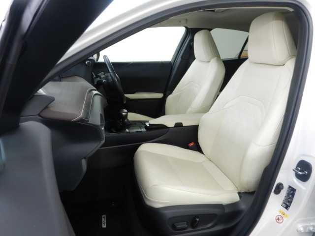 レクサス ＵＸ２５０ｈ バージョンＬ R1年 () 99