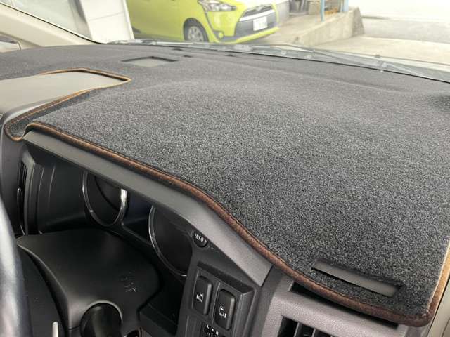 三菱 デリカ　Ｄ：５ ２．２ Ｄ パワーパッケージ ディーゼルターボ ４ＷＤ H25年 (九州・沖縄) 99