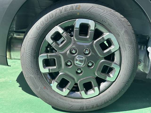 ホンダ フリード １．５ クロスター R8年 (東海) 99