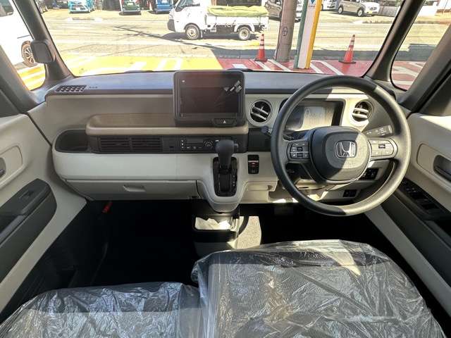 ホンダ Ｎ　ＢＯＸ ６６０ ファッションスタイル ２トーン R7年 (東海) 99