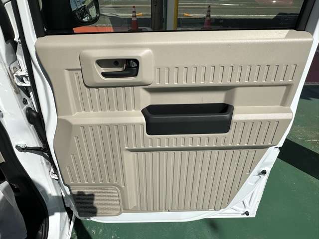 ホンダ Ｎ−ＶＡＮ　ｅ： ｅ：ファン R8年 (東海) 99