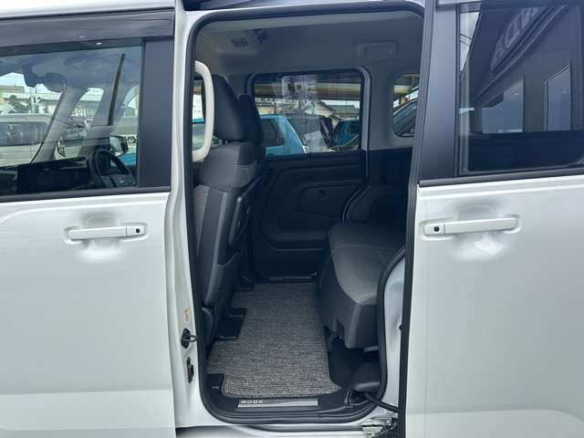日産 ルークス ６６０ ハイウェイスターＸ R7年 (東海) 99