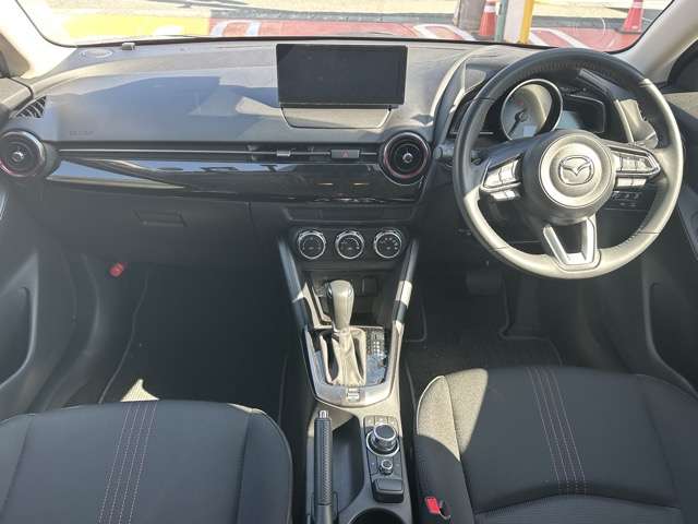 マツダ ＭＡＺＤＡ２ １．５ １５スポルト R6年 (東海) 99