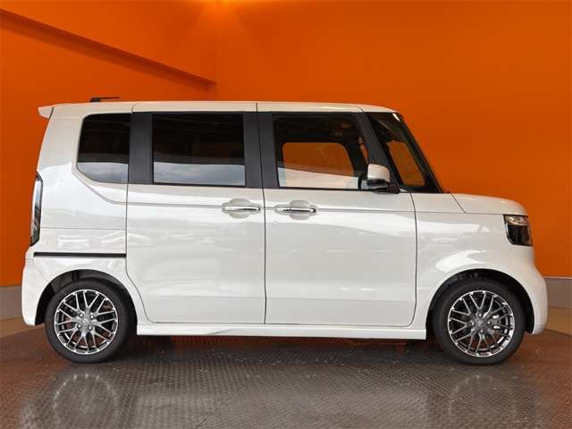 ホンダ Ｎ　ＢＯＸ カスタム ６６０ ターボ R8年 () 99