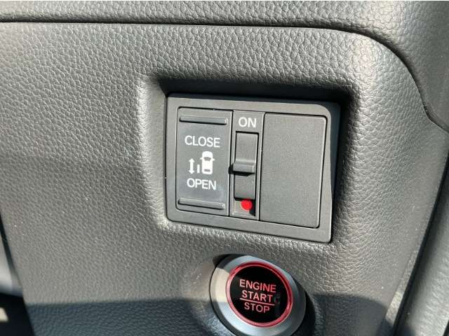 ホンダ Ｎ　ＢＯＸ カスタム ６６０ Ｌ R4年 () 99