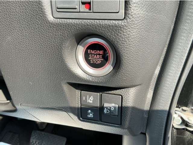 ホンダ Ｎ　ＢＯＸ カスタム ６６０ Ｌ R4年 () 99