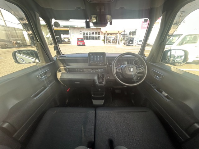 ホンダ Ｎ　ＢＯＸ カスタム ６６０ R7年 (九州・沖縄) 99
