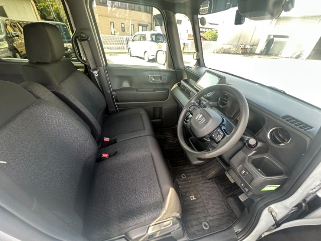 ホンダ Ｎ　ＢＯＸ カスタム ６６０ R7年 (九州・沖縄) 99