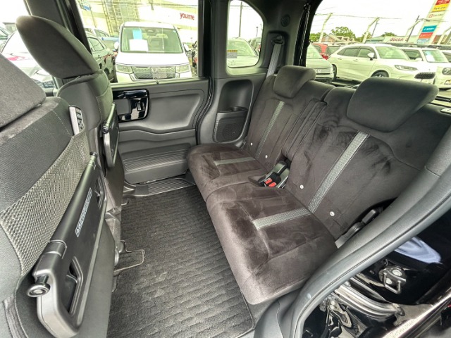 ホンダ Ｎ　ＢＯＸ カスタム ６６０ Ｌ R4年 (九州・沖縄) 99