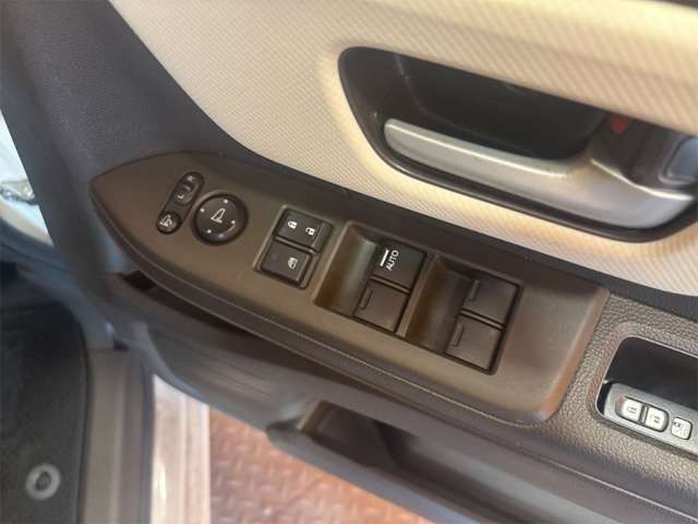 ホンダ Ｎ　ＢＯＸ ６６０ Ｌ R3年 (近畿) 99