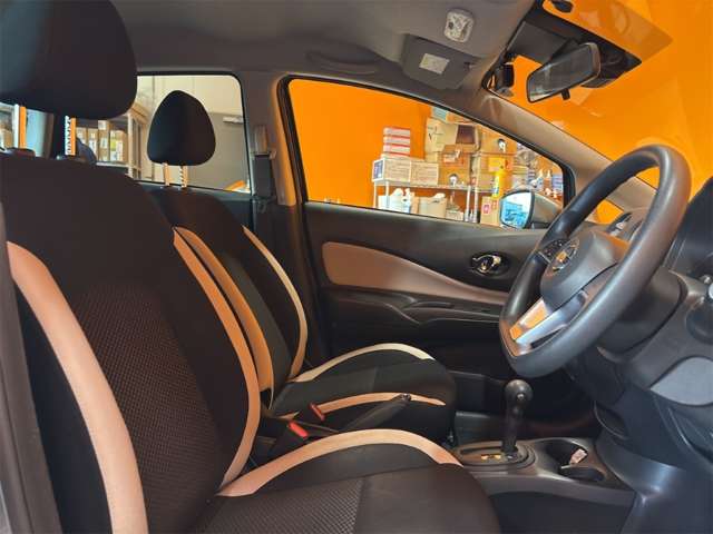 日産 ノート １．２ Ｘ H30年 (近畿) 99