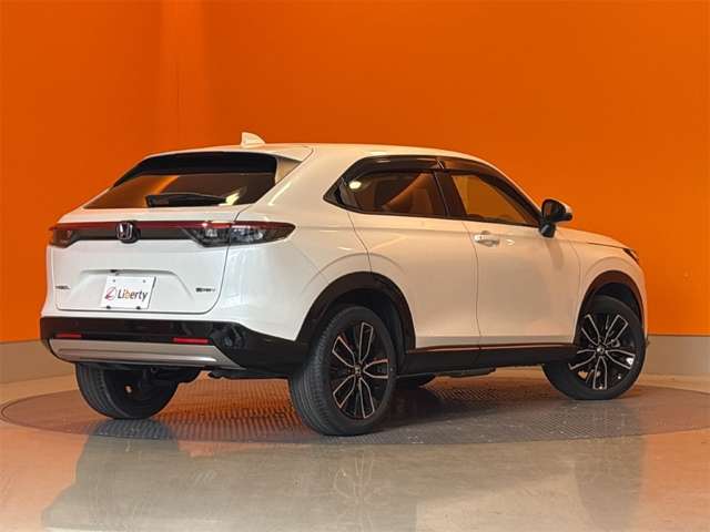 ホンダ ヴェゼル １．５ Ｅ：ＨＥＶ Ｚ R3年 (近畿) 99