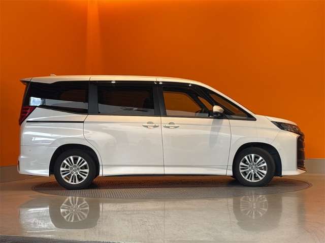 トヨタ ノア ２．０ Ｓ－Ｇ R6年 (近畿) 99