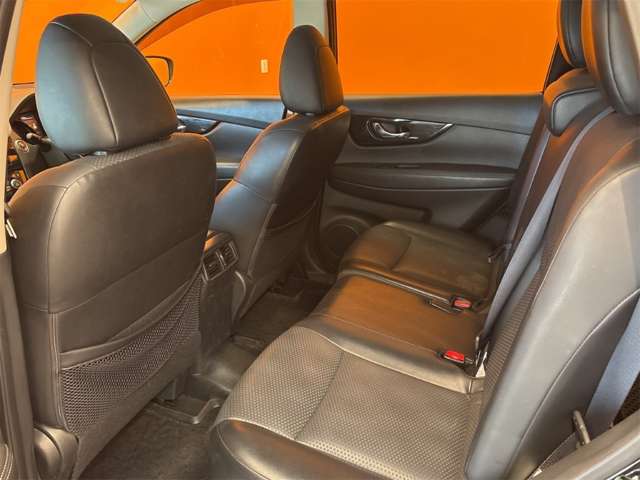 日産 エクストレイル ２．０ ２０Ｘ ３列車 H30年 (近畿) 99