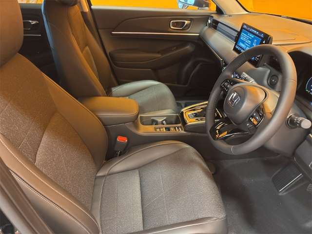 ホンダ ヴェゼル １．５ Ｅ：ＨＥＶ Ｚ R8年 (近畿) 99