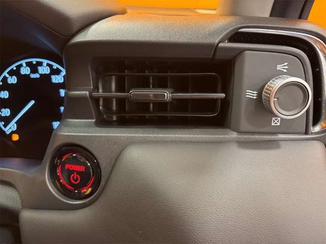 ホンダ ヴェゼル １．５ Ｅ：ＨＥＶ Ｚ R8年 (近畿) 99