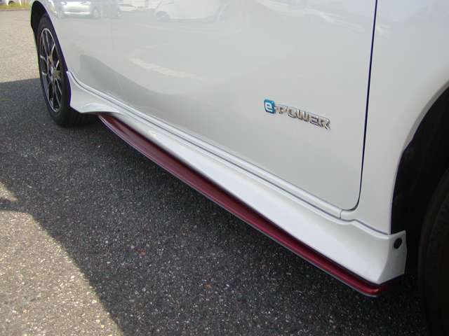 日産 ノート １．２ Ｅ－ＰＯＷＥＲ ＮＩＳＭＯ H29年 (甲信越・北陸) 99