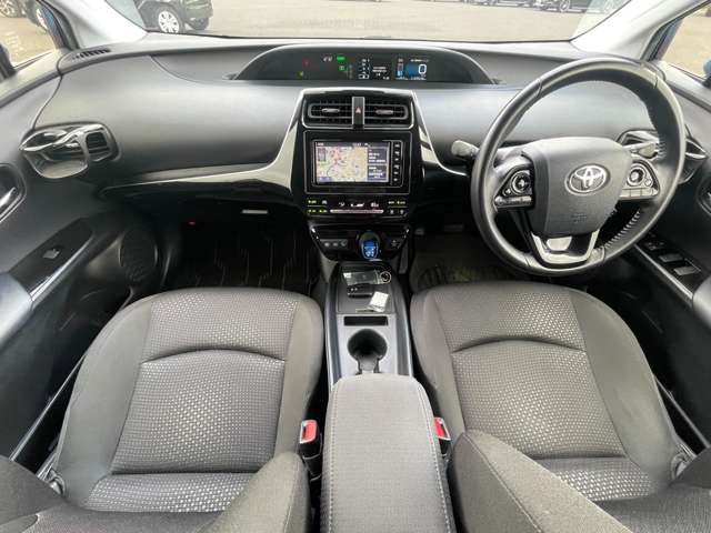 トヨタ プリウス １．８ Ｓ R1年 (東北) 99
