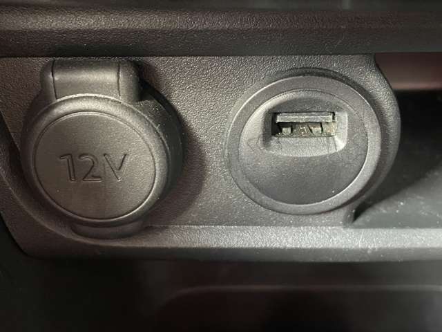 プジョー ２００８ ＧＴライン H29年 (東北) 99