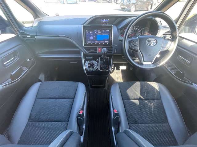 トヨタ ヴォクシー ２．０ ＺＳ 煌ＩＩＩ ４ＷＤ R3年 (東北) 99