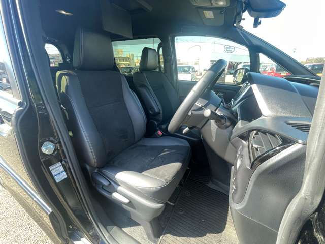 トヨタ ヴォクシー ２．０ ＺＳ 煌ＩＩＩ ４ＷＤ R3年 (東北) 99