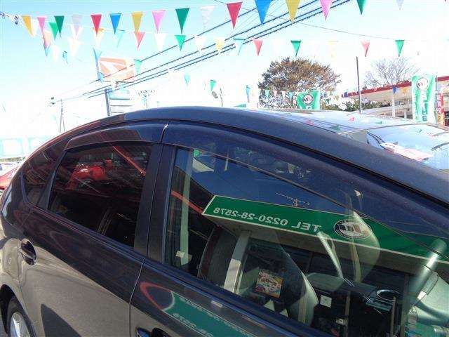 トヨタ プリウスΑ １．８ Ｇ H28年 (東北) 99