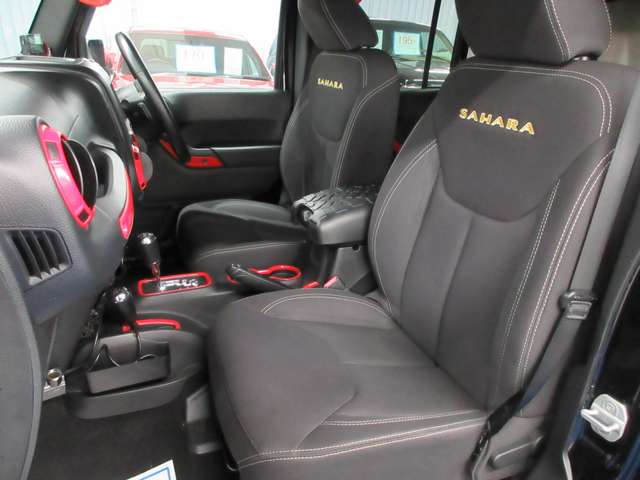 ジープ ラングラー　アンリミテッド アンリミテッド サハラ ４ＷＤ H25年 (関東) 99