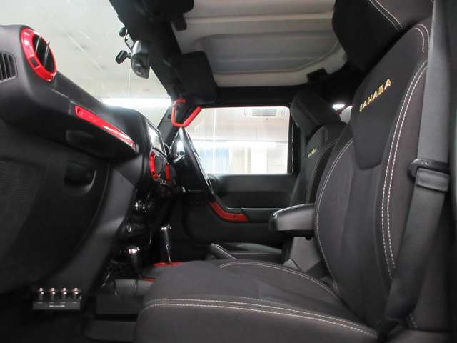 ジープ ラングラー　アンリミテッド アンリミテッド サハラ ４ＷＤ H25年 (関東) 99