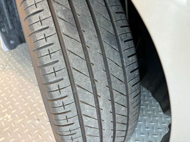 トヨタ ヴォクシー ２．０ Ｓ－Ｚ R8年 (近畿) 99