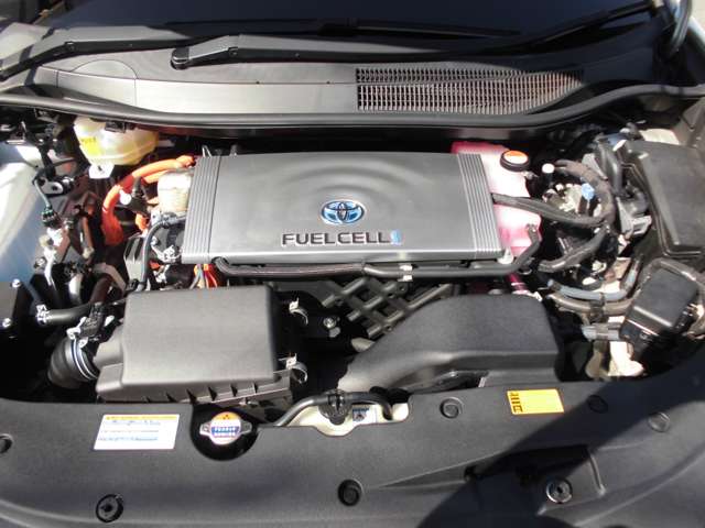 トヨタ ＭＩＲＡＩ ベースモデル H28年 (近畿) 99