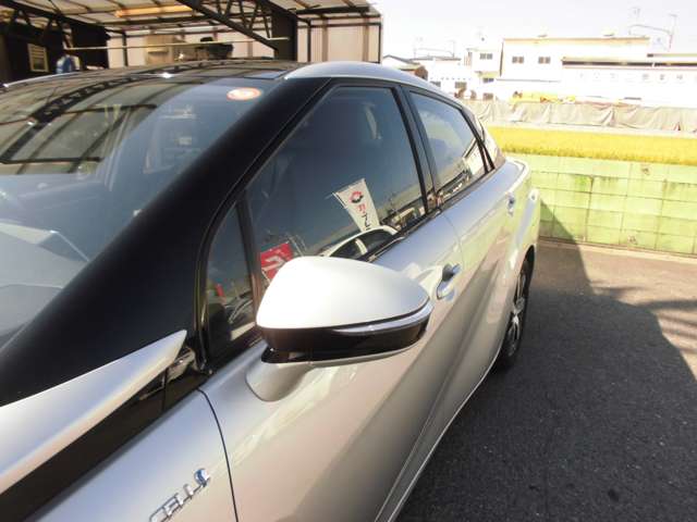 トヨタ ＭＩＲＡＩ ベースモデル H28年 (近畿) 99