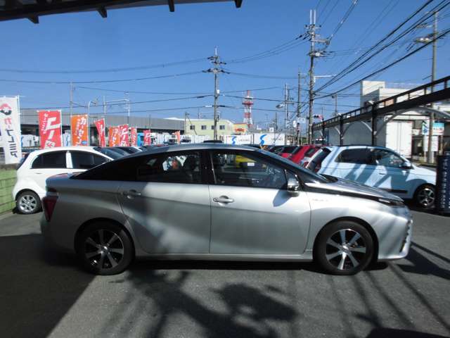 トヨタ ＭＩＲＡＩ ベースモデル H28年 (近畿) 99