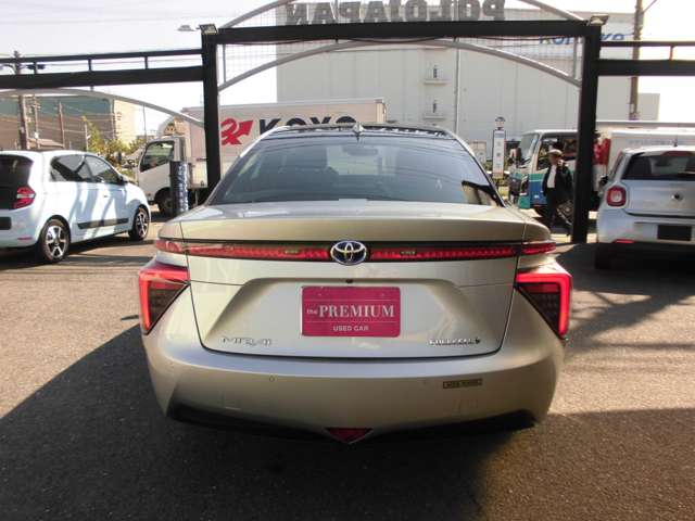 トヨタ ＭＩＲＡＩ ベースモデル H28年 (近畿) 99
