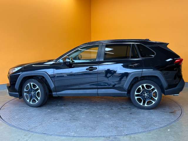 トヨタ ＲＡＶ４ ２．０ アドベンチャー ４ＷＤ R2年 (近畿) 99