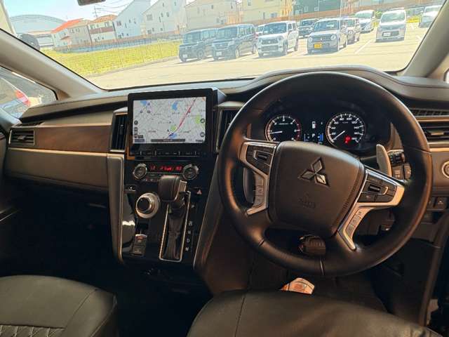 三菱 デリカ　Ｄ：５ ２．２ Ｐ ディーゼルターボ ４ＷＤ R5年 (近畿) 99