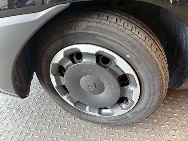 トヨタ シエンタ １．５ Ｚ R5年 (近畿) 99