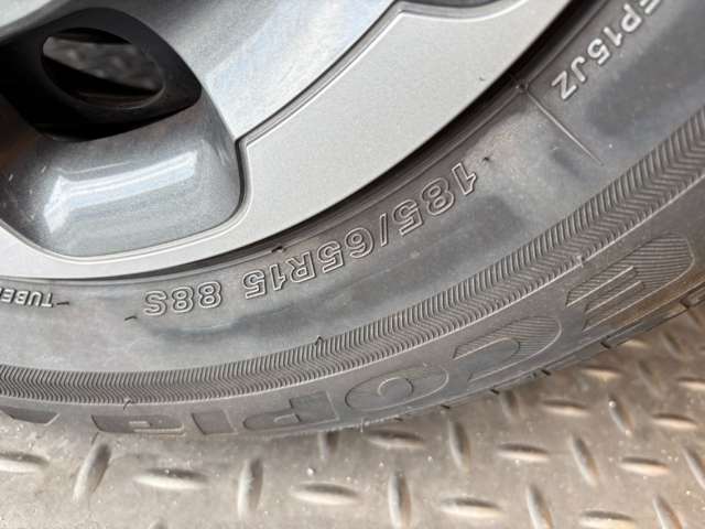 トヨタ シエンタ １．５ Ｚ R5年 (近畿) 99