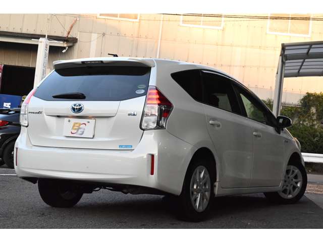 トヨタ プリウスΑ １．８ Ｓ H27年 (近畿) 99