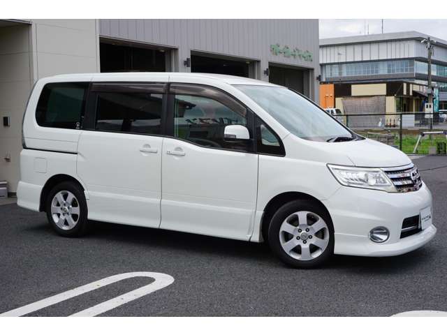 日産 セレナ ２．０ ハイウェイスター Ｖエアロセレクション H22年 (関東) 99