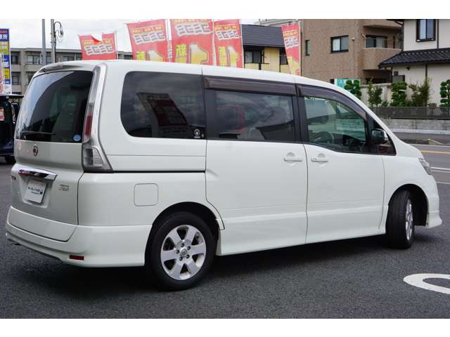 日産 セレナ ２．０ ハイウェイスター Ｖエアロセレクション H22年 (関東) 99