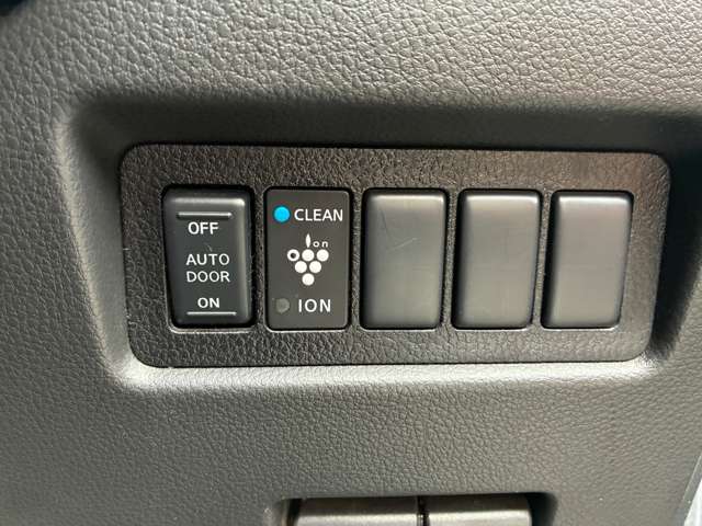 日産 セレナ ２．０ ハイウェイスター Ｖエアロセレクション H22年 (関東) 99