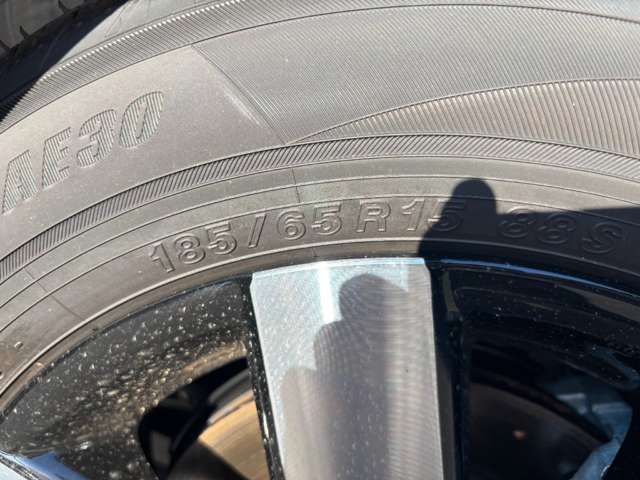 ホンダ フリード　ハイブリッド １．５ Ｅ：ＨＥＶ エアー ＥＸ R8年 (近畿) 99