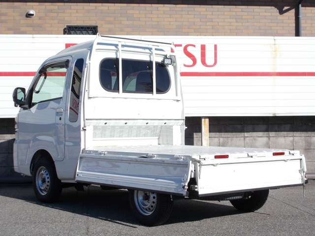 ダイハツ ハイゼットトラック ６６０ ジャンボ エクストラ ３方開 R4年 (近畿) 99