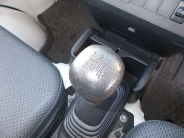 ダイハツ ハイゼットトラック ６６０ スタンダード ３方開 H29年 (近畿) 99